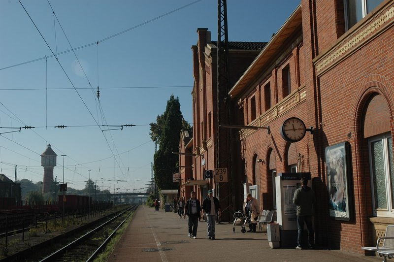 Lingen railway station by s_niny