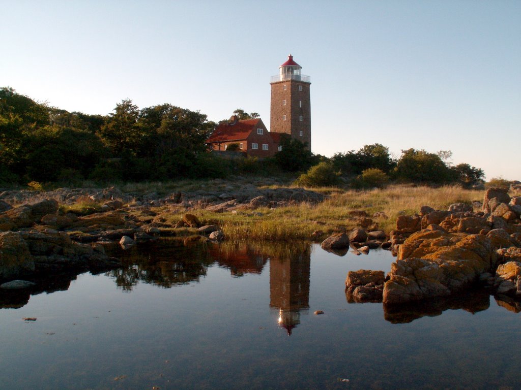 Svaneke fyr Svaneke Bornholm by bøgeskov