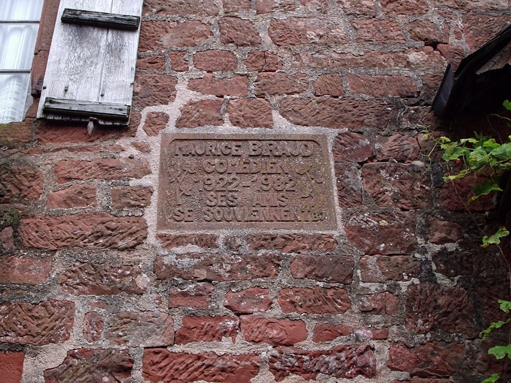 Collonges la Rouge. La maison de Maurice Biraud (comédien). by Palmieri François