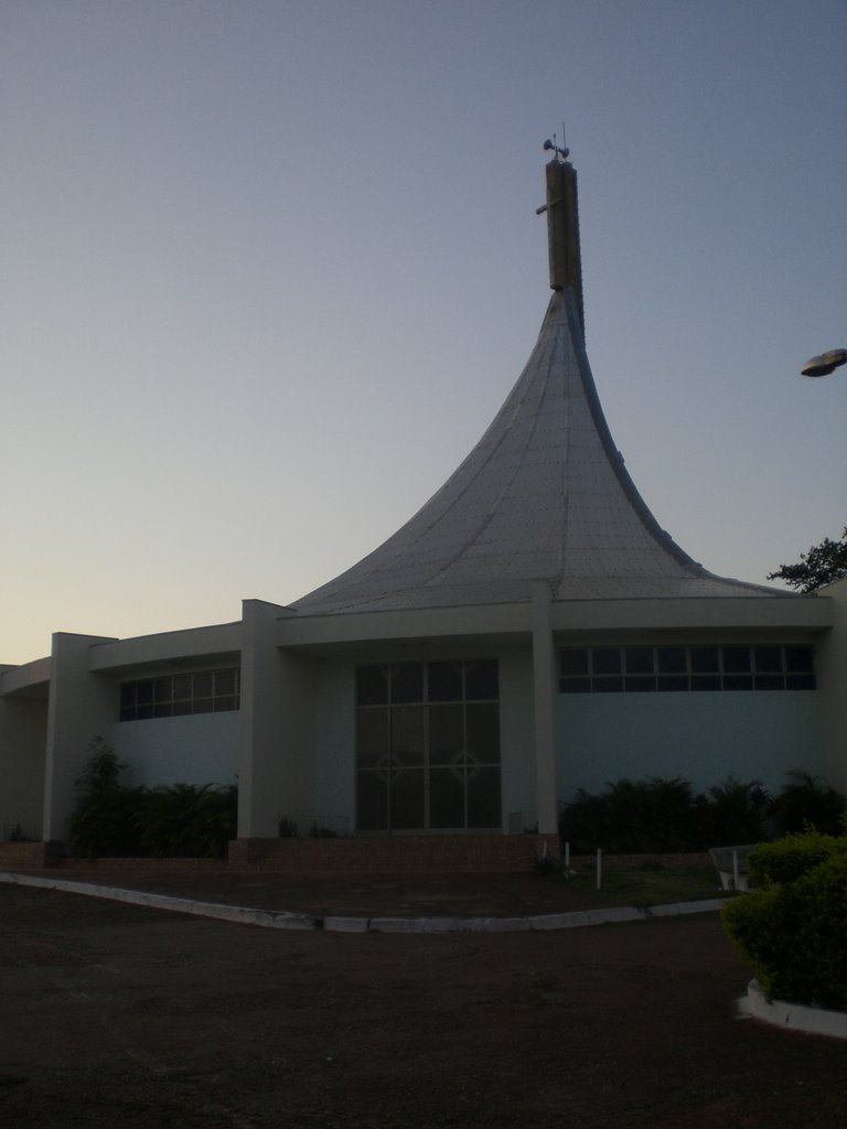 Igreja de Vicentina - MS - Brazil by Paulo Yuji Takarada