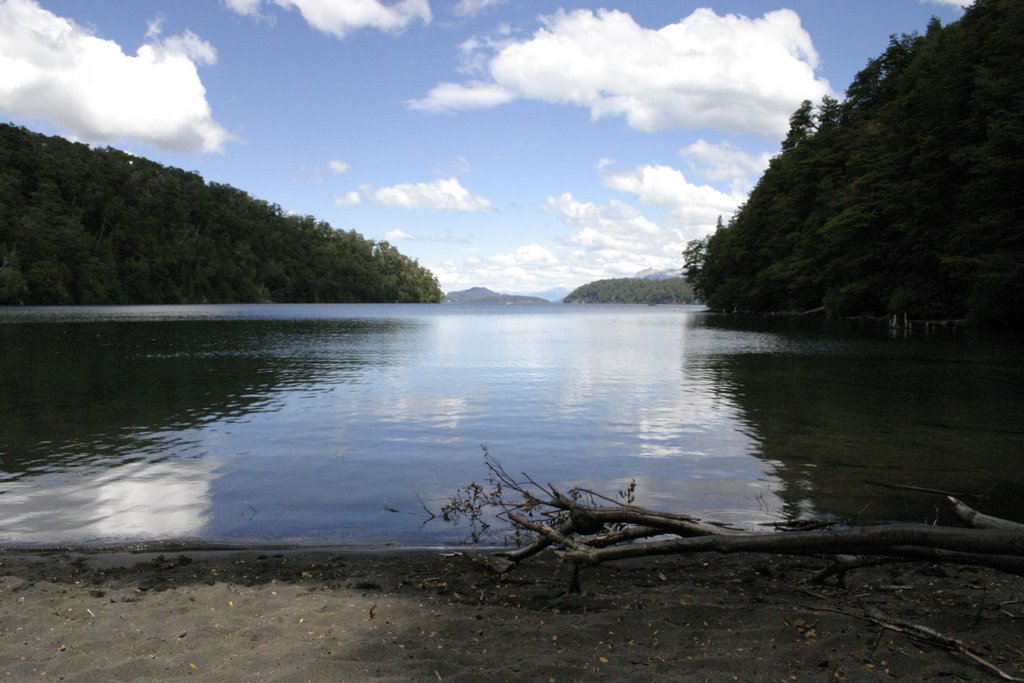 Playa Lago Escondido by Matias N. Golini