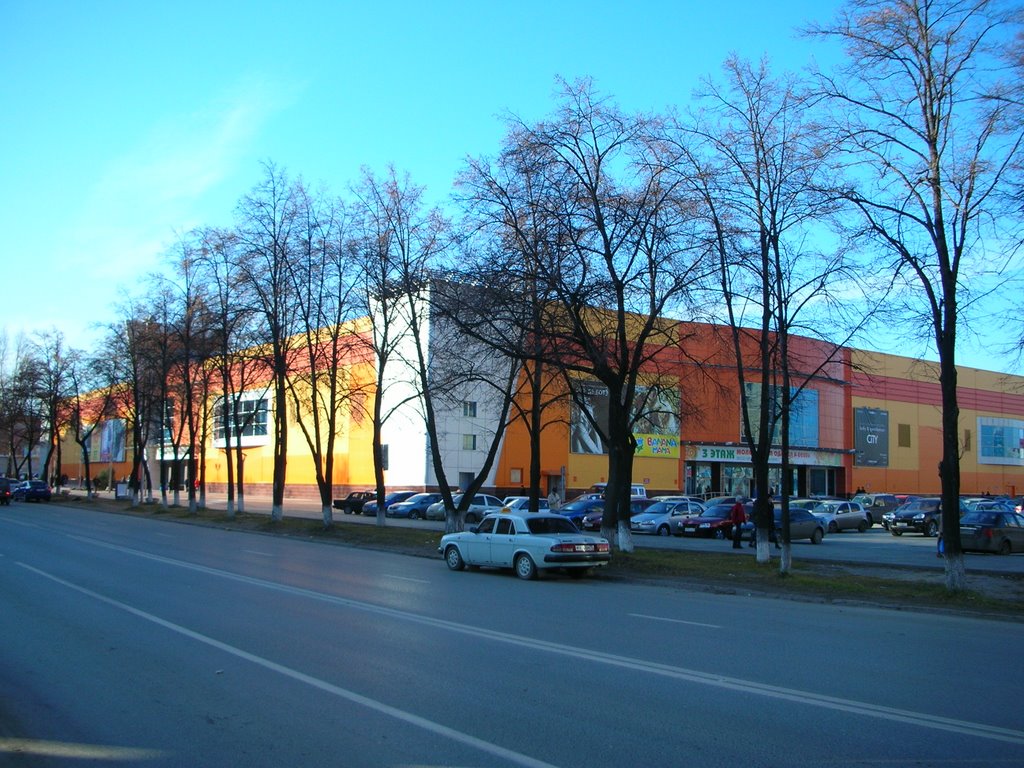 Gudvin Shopping Mall View from the East by Romualdas_arm