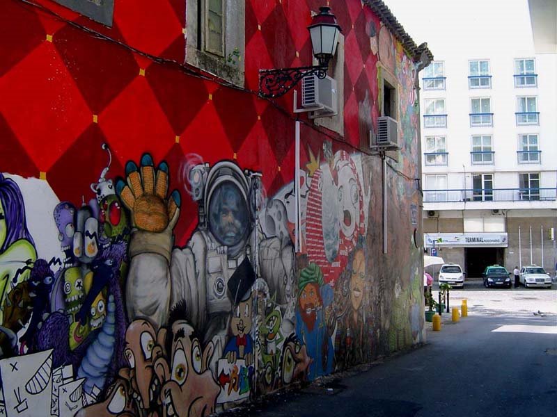 Vandalismo artístico ou Arte marginalizada? by georden