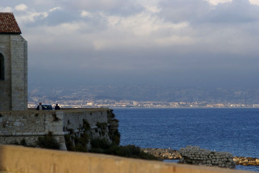 Antibes - Promenade de l'Admiral de Grasse - View NNE by txllxt TxllxT