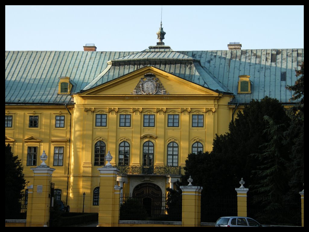 Érseki kastély - Archiepiscopal castle by Beáta Bánhidai