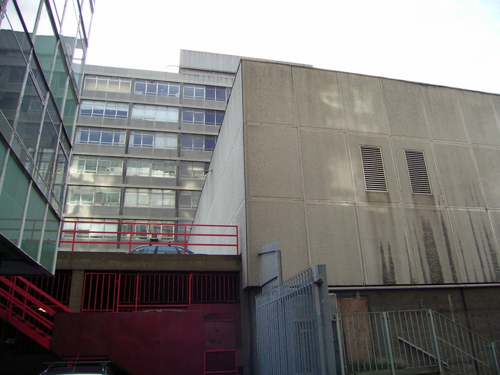 Hawkins House, College House, Screen by m.ruane