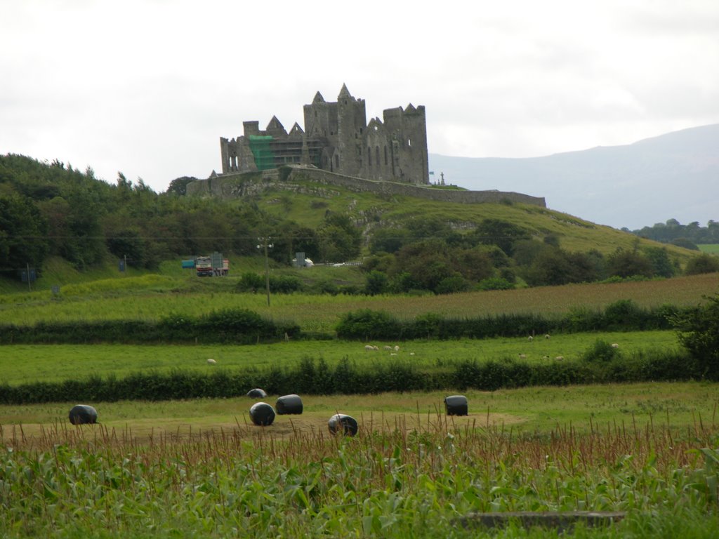 Rock of Cashel. by longo nicola