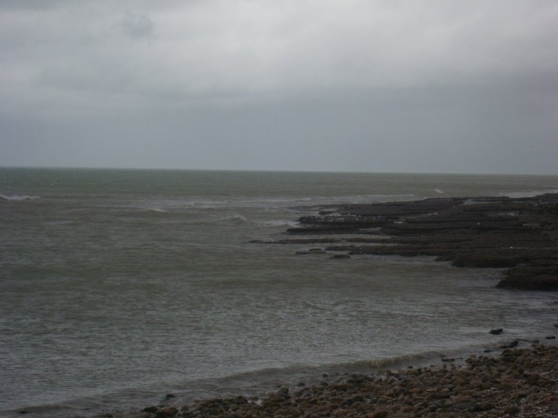 Longues sur mer: la Manche en décembre by rv8427