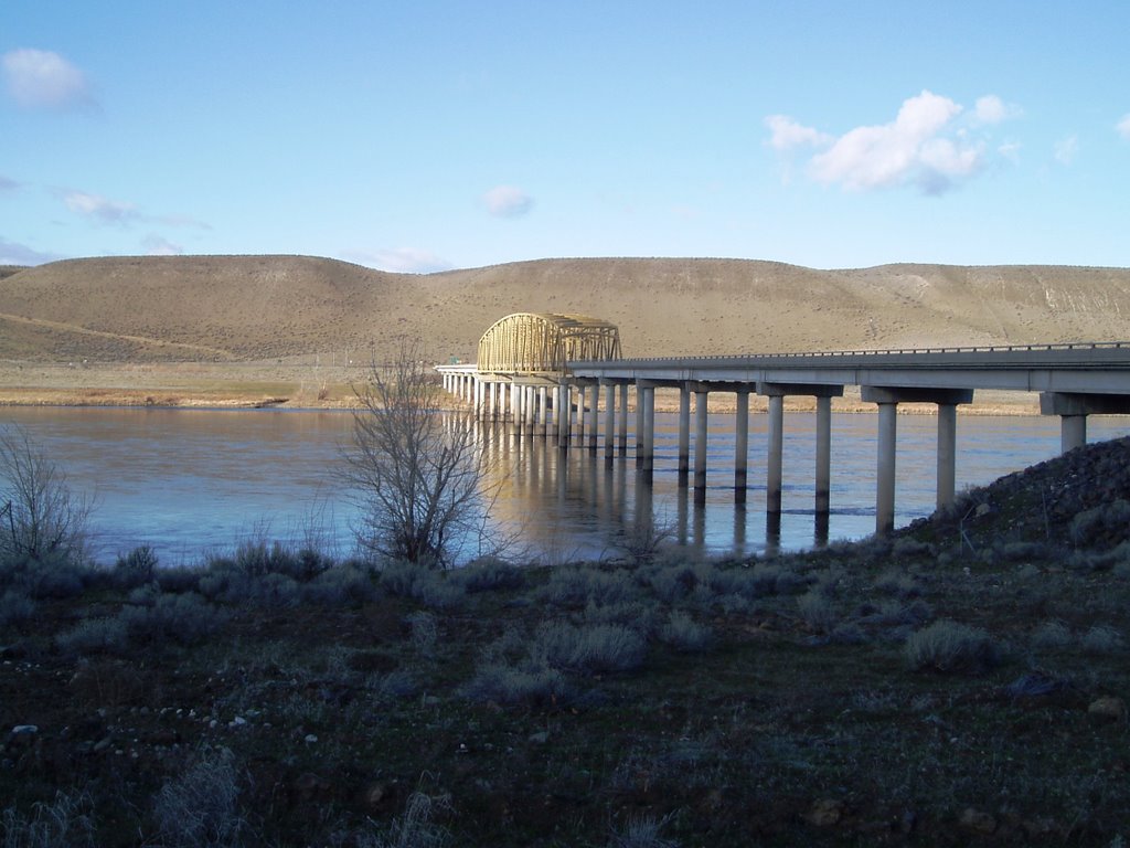 Vernita Bridge by kayak_guru