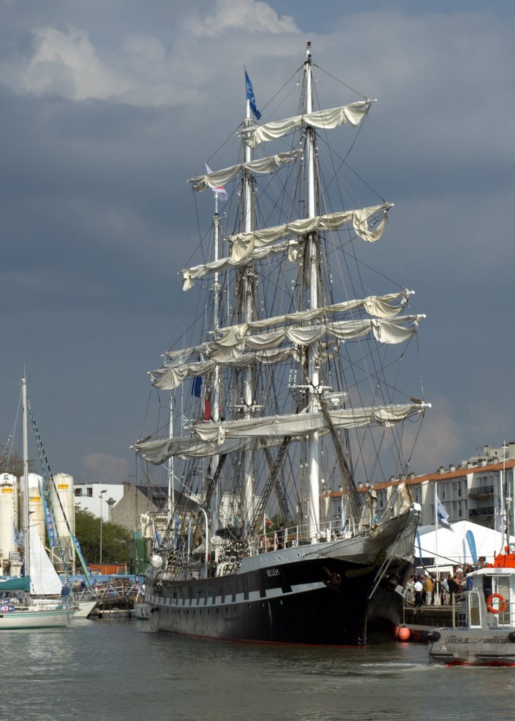 Le Belem by Alain L