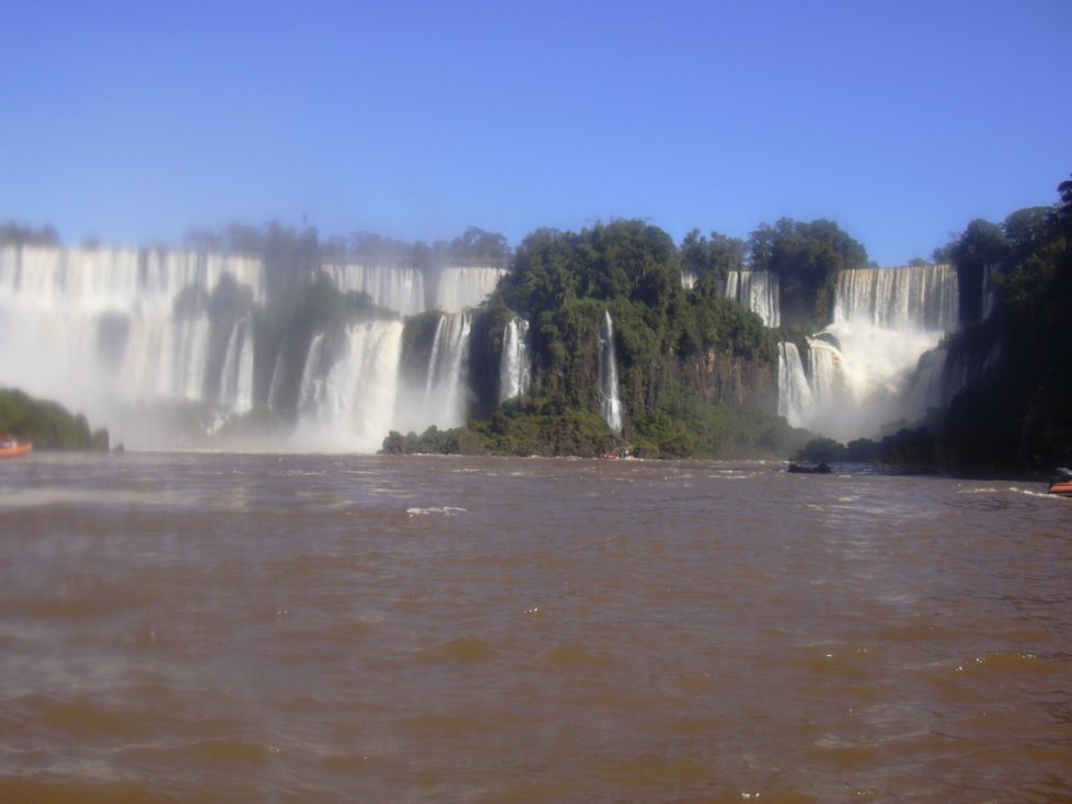 Foz-de-Iguazu-08 by Steven Garschke