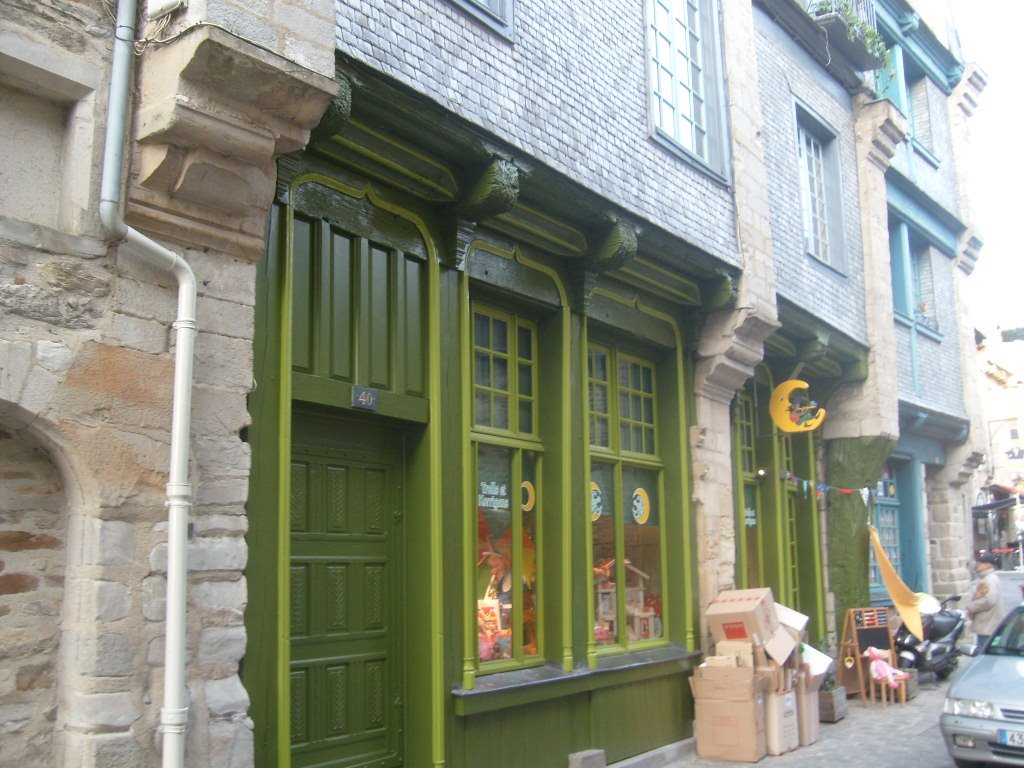 Ancienne boutique by syracuse