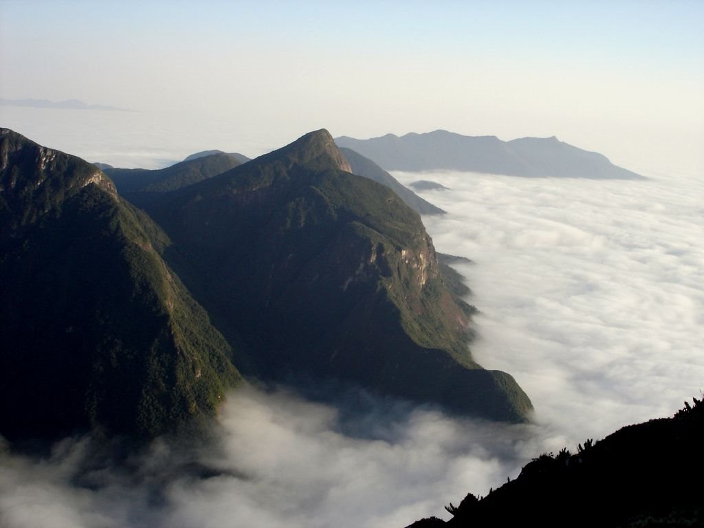 Pico do Ferraria visto do Ibitirati (Conj. do Pico Paraná) by Elcio Douglas