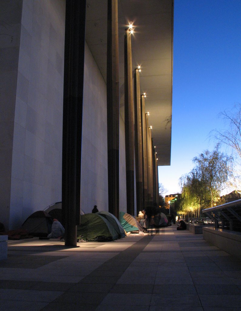 Camping out for sujfan stevens tickets at the john f kennedy center for performing arts by appskiah