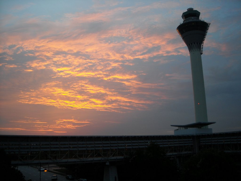 KLIA Tower,Sunset. by Kwanweng Leong