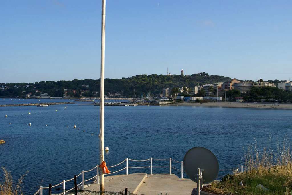 Antibes - Pointe de l'Ilette - View SE by txllxt TxllxT