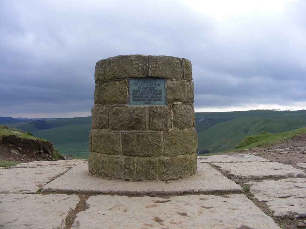 Memorial at Hollins Cross by stephen0183