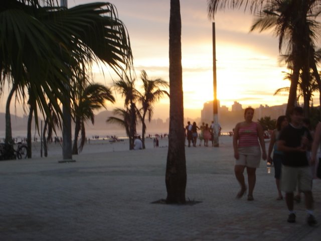 2-tramonto del Guaruja dic 2006 by Galantini J