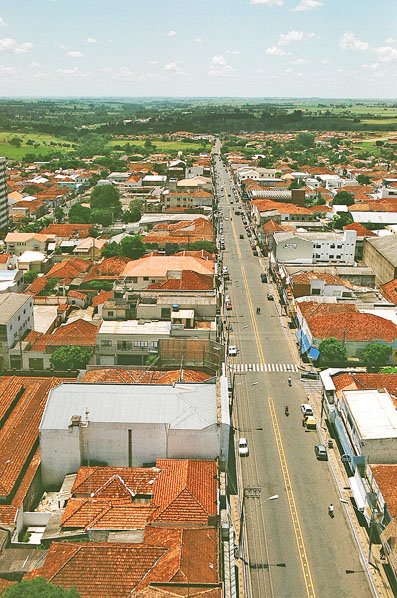 Tupã, SP - Vista do alto do Edifício Cinquentenário - julho/2003 by Eduardo Dantas