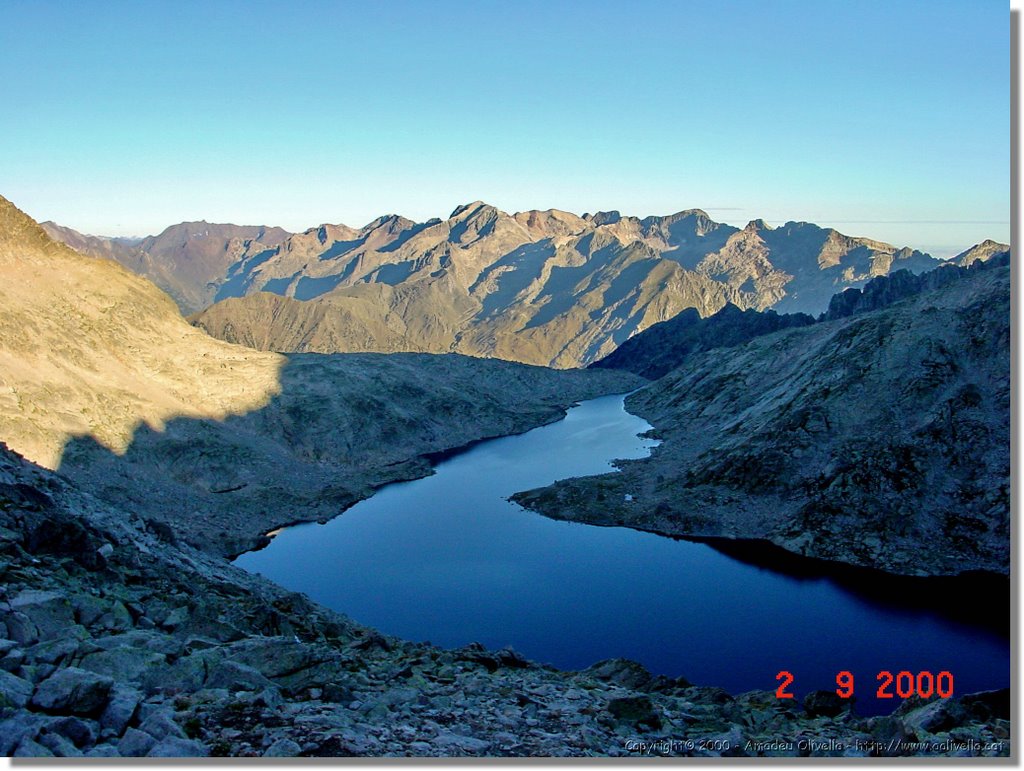 Llac de Cregüeña des d'el coll by Amadeu Olivella