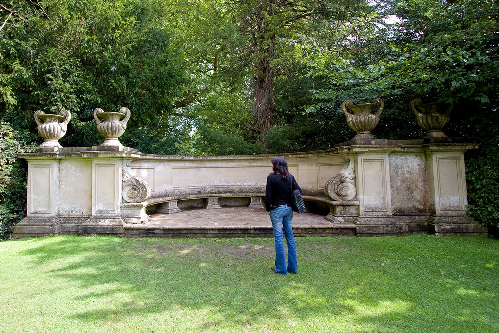 Whispering Seat (Grade II listed) Wilton Gardens by WanderingUK