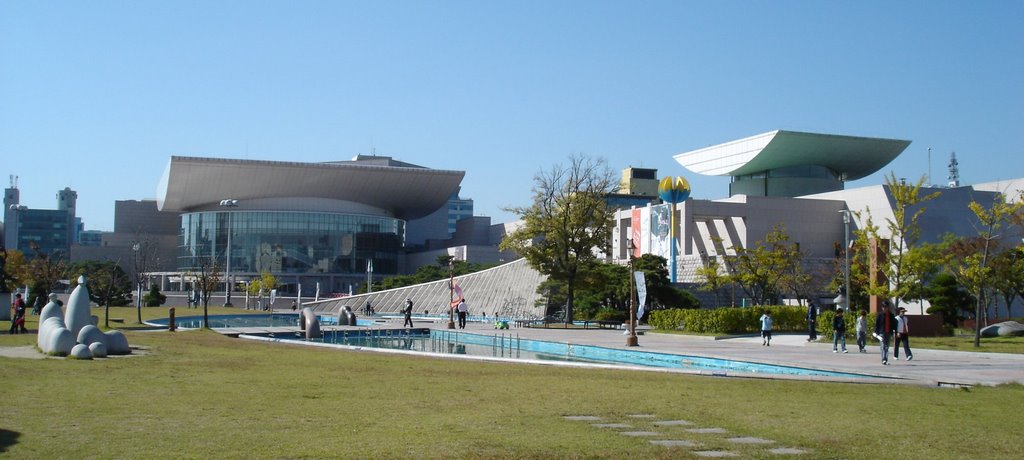 Daejeon Arts Center & Art Museum by o.b.