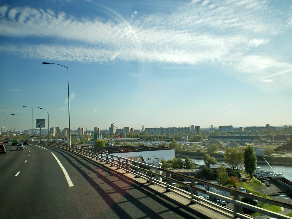 A15 looking South over Paris 1 by Gareth.Stadden