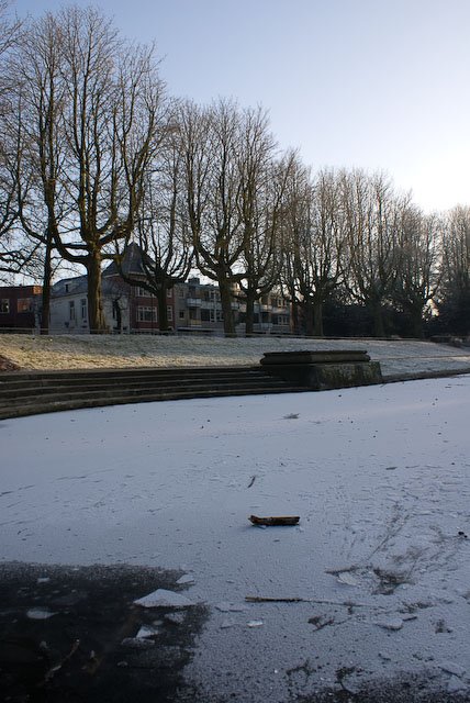 Stadspark in Winter by Hizzzz