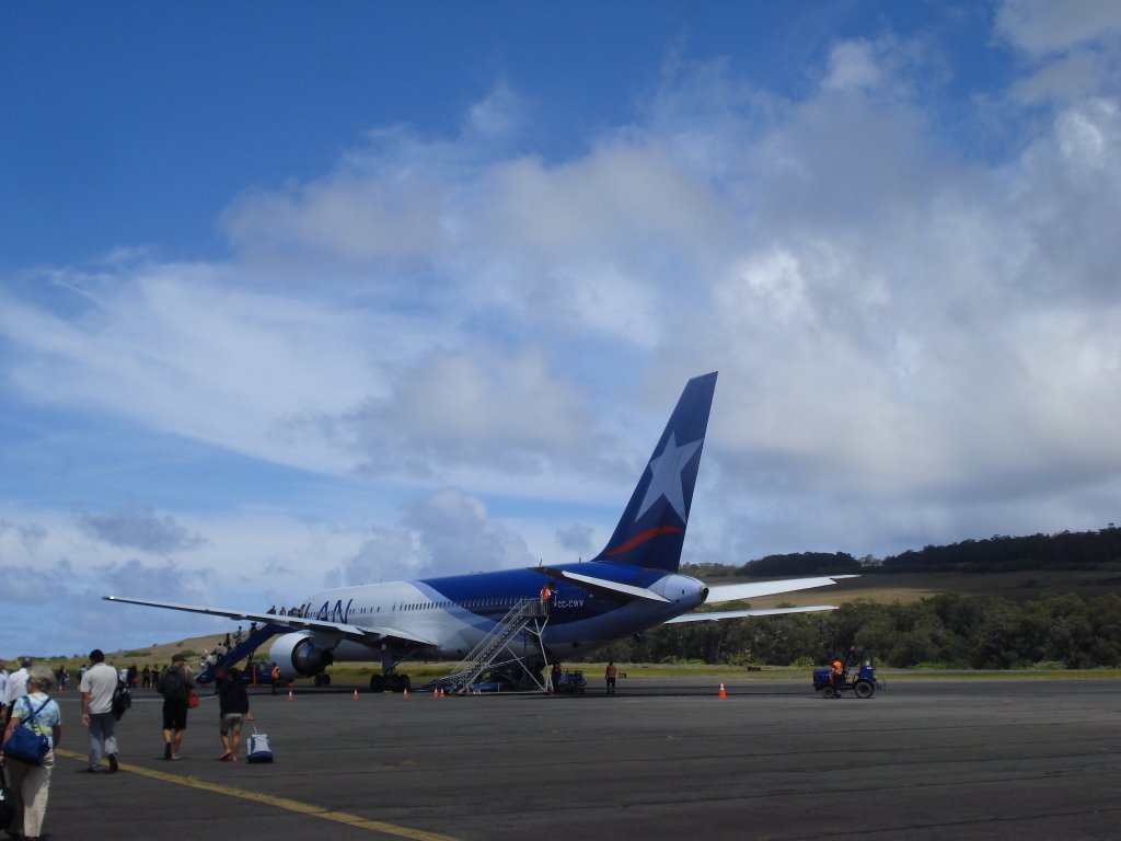 Lifeline of the Island: the LAN Chile flight to Santiago by marc boncz