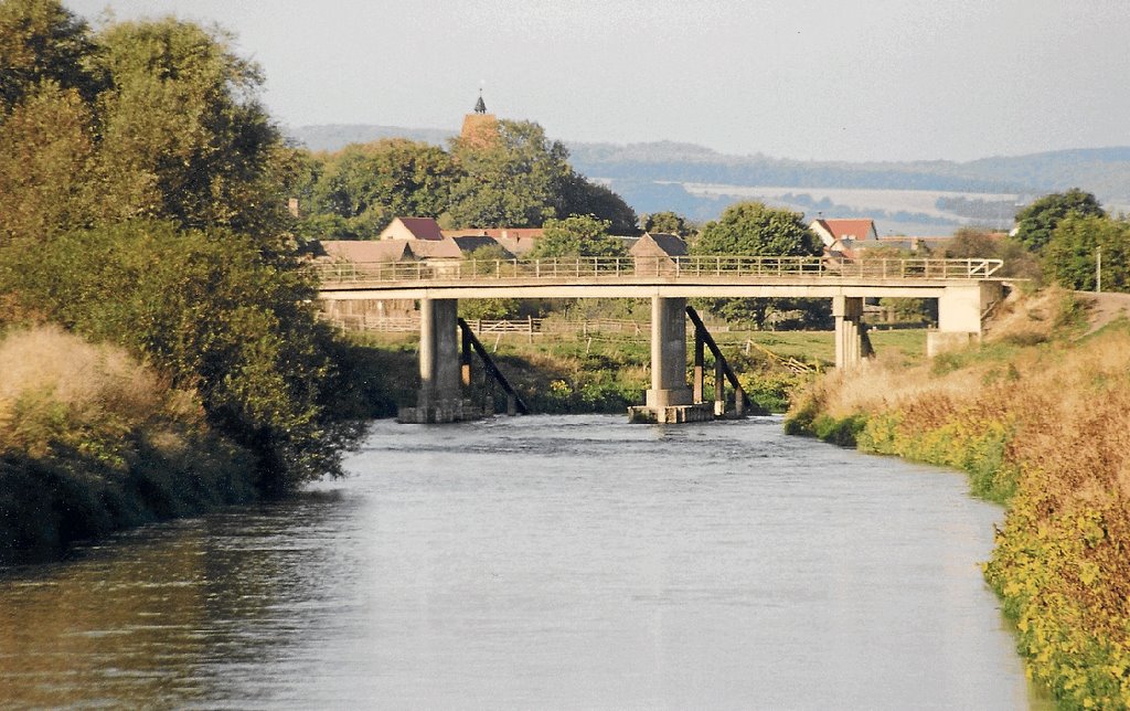 Memleben - Unstrutbrücke by Karl-Hans Vollrath