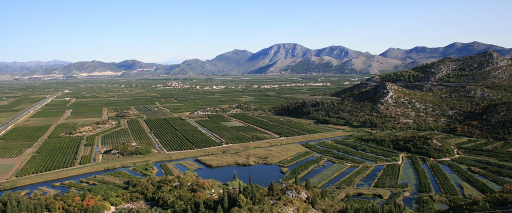 Neretva valley by brxman