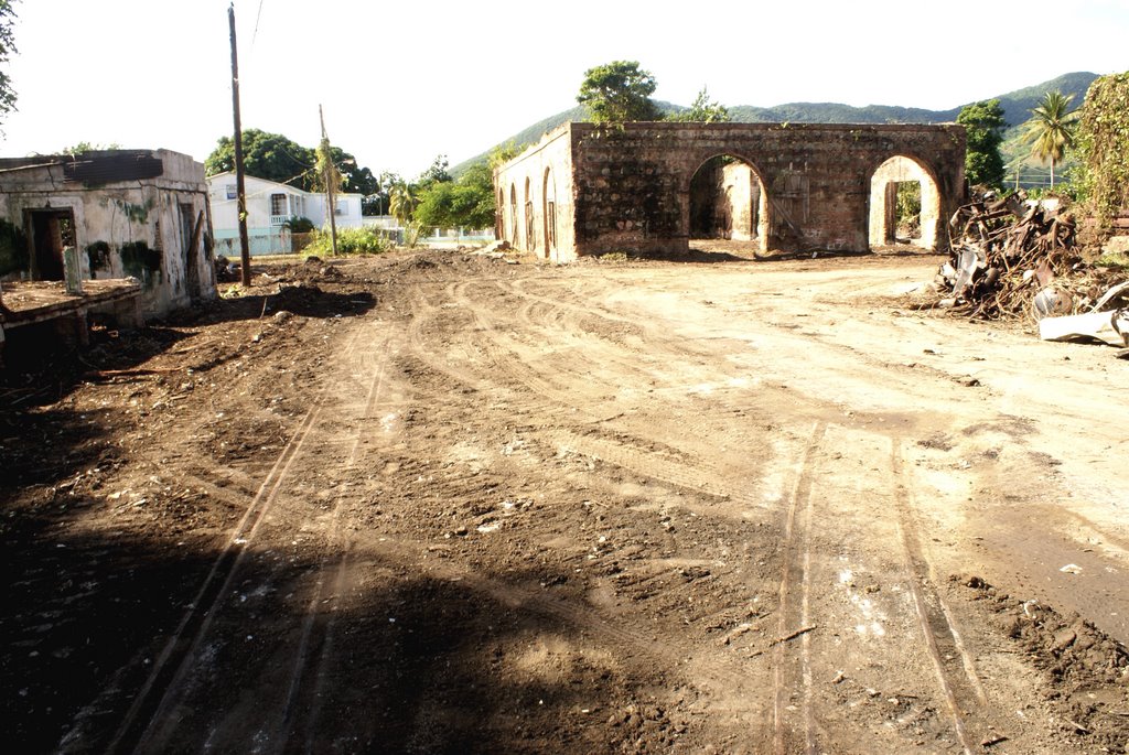 Ruinas Antgua Central Columbia Maunabo by Nelson "Papo" Vazquez