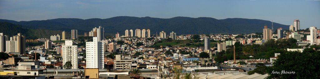 Panoramica de Jundiaí, visto dos altos do bairro da Vila Nambi. by joao batista shimoto