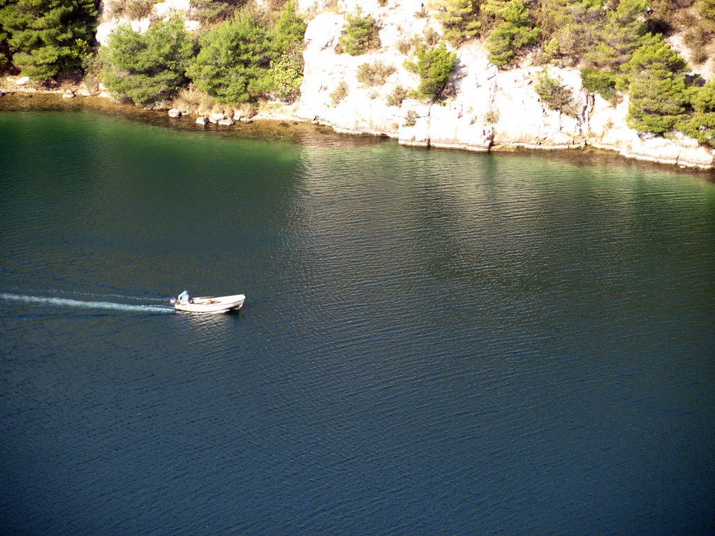 Croazia - Skradin, barchetta "solitaria" by Giancarlo Ticozzi