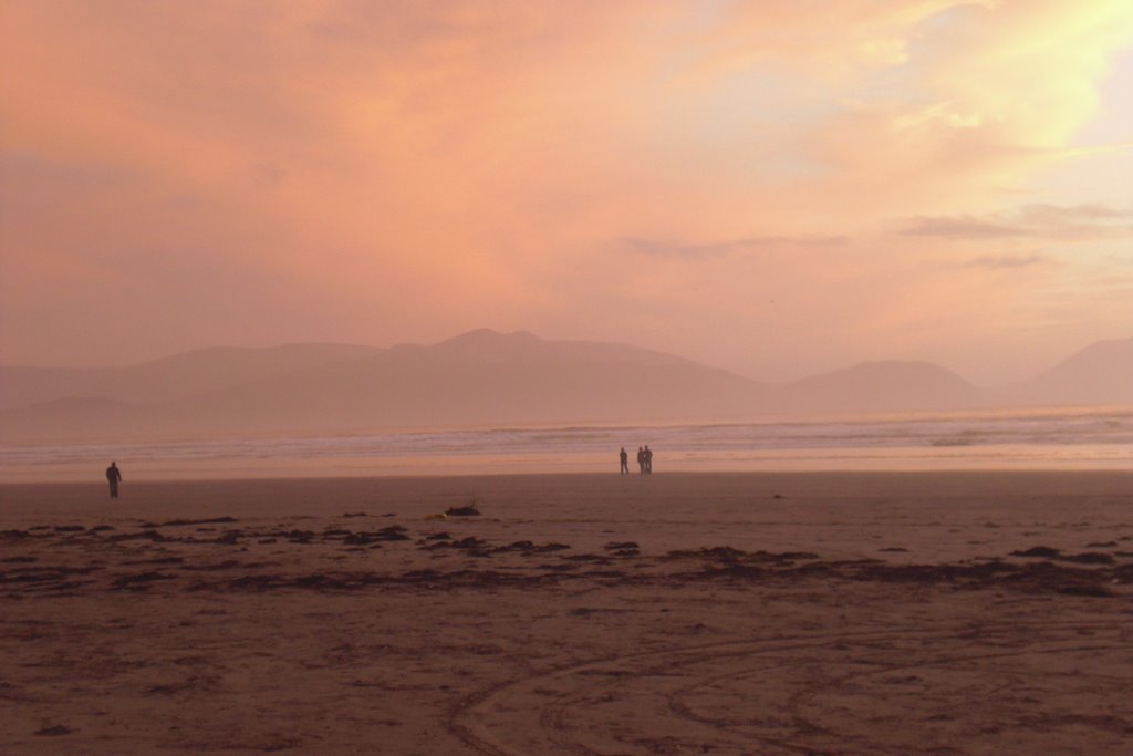 Sunset Inch Beach by DonRi