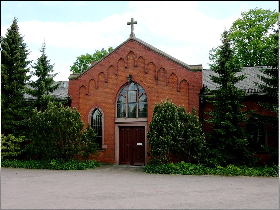 Alter Friedhof Neu Isenburg by ostendfaxpost