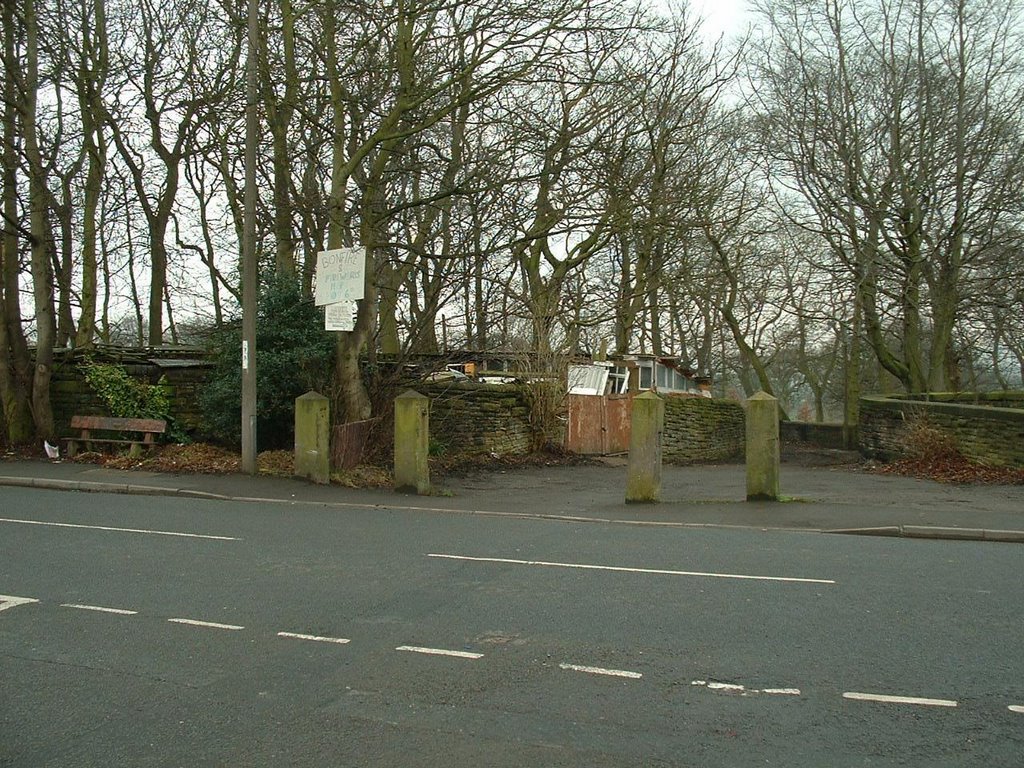 2005.02.06 - Enterance To Coach Road - Knowle Top - Lightcliffe by David R Williams