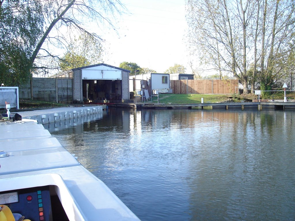 Manned model training at Marchwood by Tony Anderton