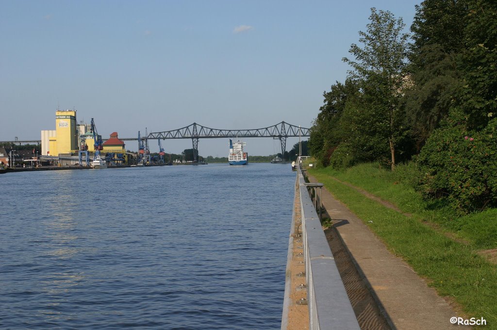 Nord-Ostsee-Kanal bei Westerrönfeld by Ralf Schneider (RaSch)