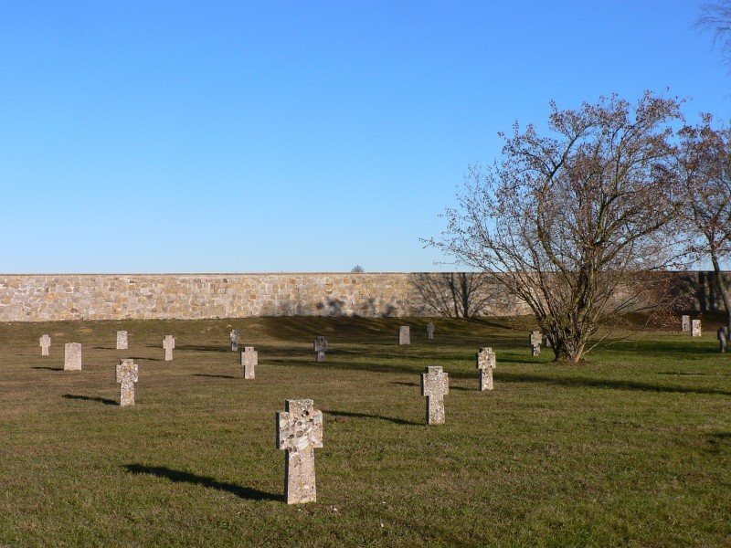 Cementerio en Mauthausen (http://www.raulcorregidor.es) by bbdor