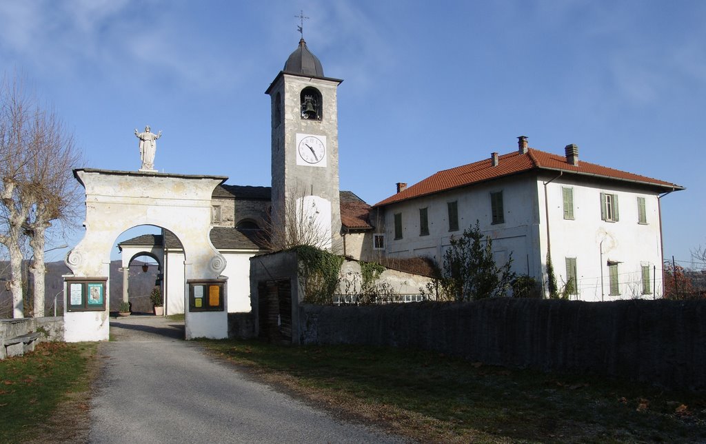 Chiesa di San Martino, Oleggio Castello, 15 dicembre 2006 by Marco Ferrari