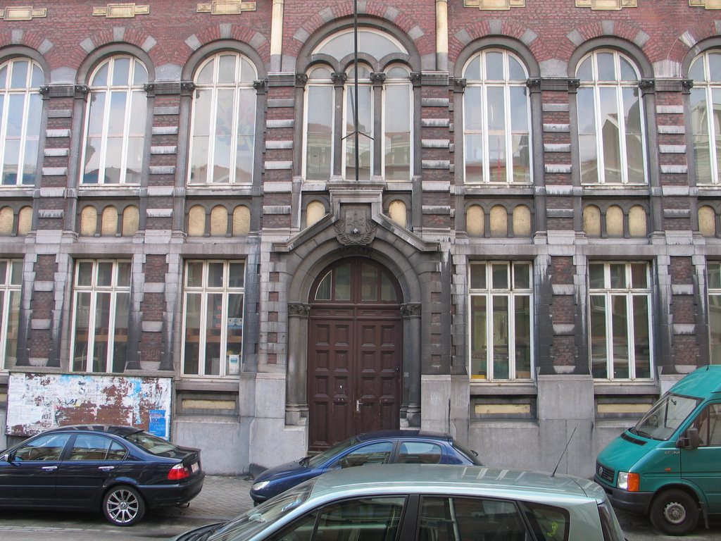 Annexe de la section maçonnerie de l'école Maghin by feelt