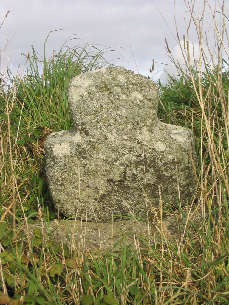 Saint-Pabu, Croix de Kermerrien by bigorneau perceur