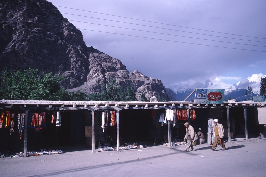 Skardu - Kashmir - June 1983 by Ole Holbech