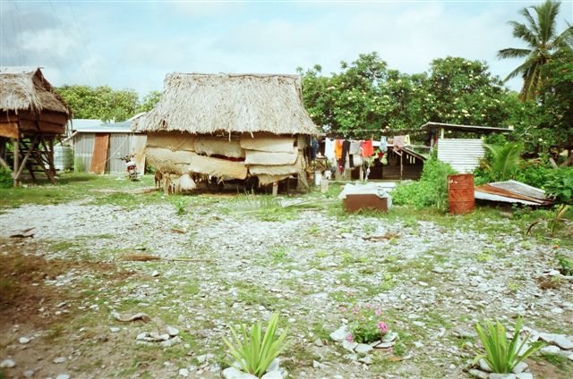 Home on Fanning Island Kiribati April 2008 by bragh