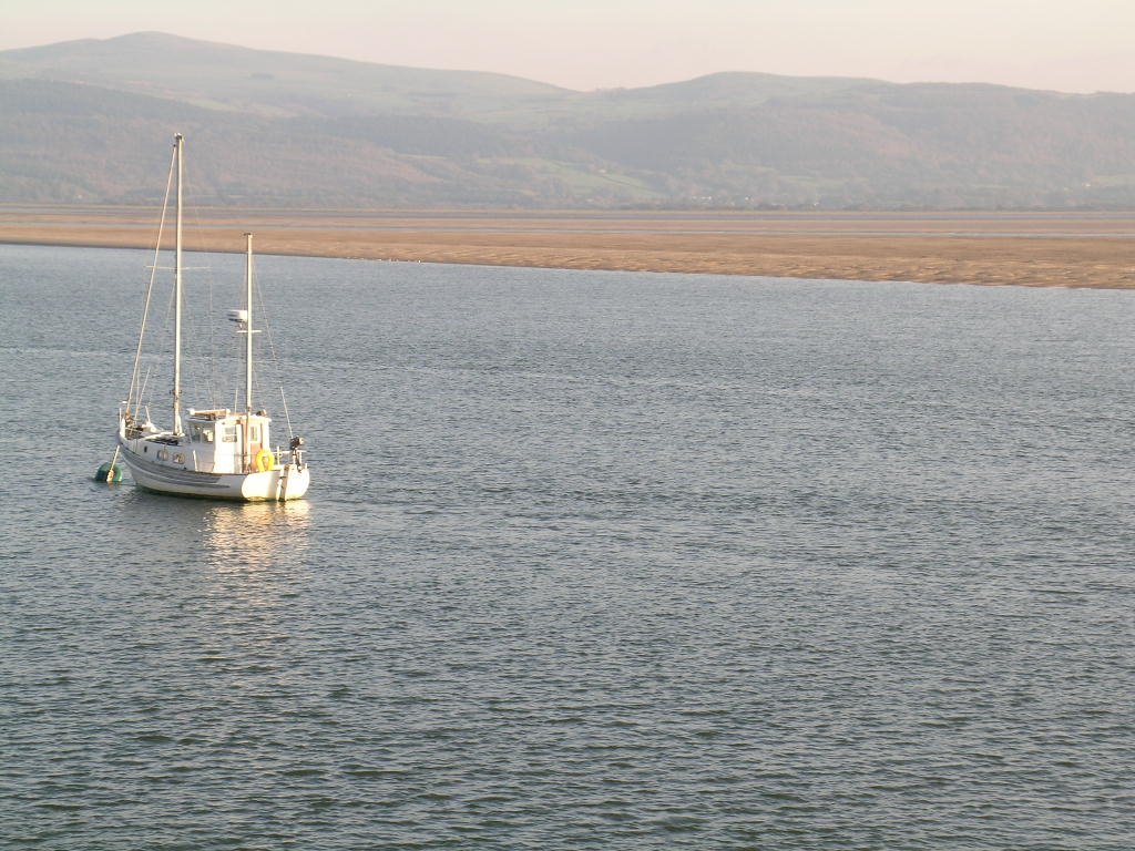 Boat - Aberdovey by Annette Strauch