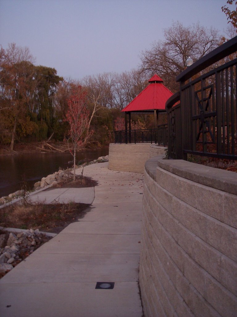 River Raisin Riverwalk facing East by jasonaltenburg