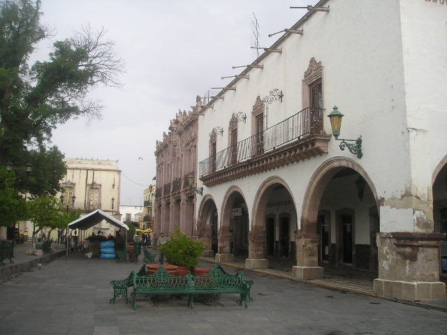 Portales de Jerez by Alejandro Guzmán Robles