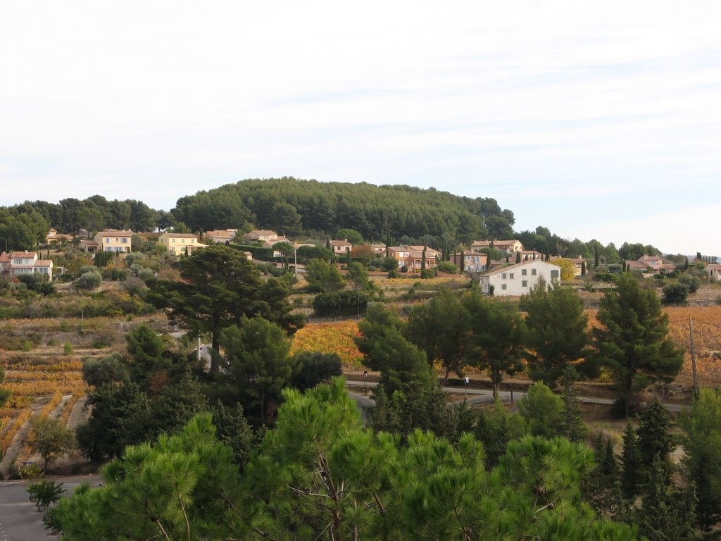 Le Castellet by Joachim Bettendorf