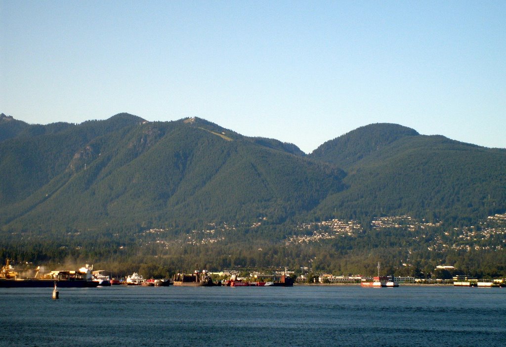 Vancouver: Grouse Mountain by elmambo